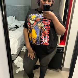 Black Wolverine Graphic T-Shirt